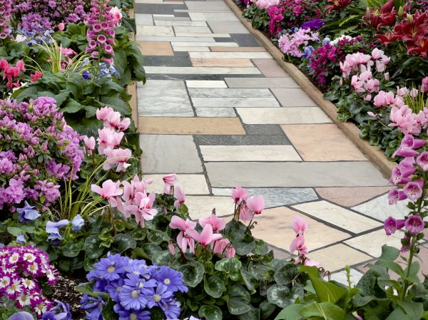 Cost of Garden Path Installation in Fenton