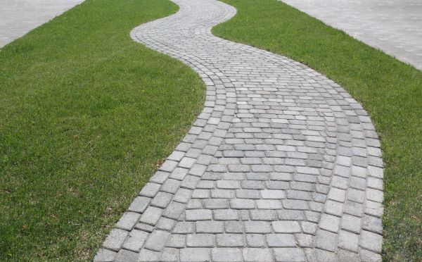 Cost of Paver Walkway Service in Fenton