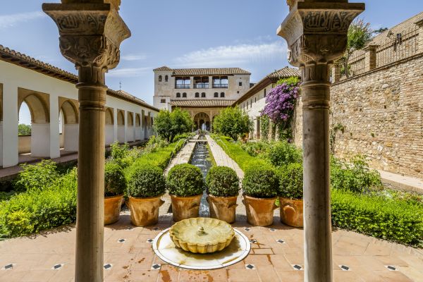 Cost of Courtyard Construction Service in Fenton