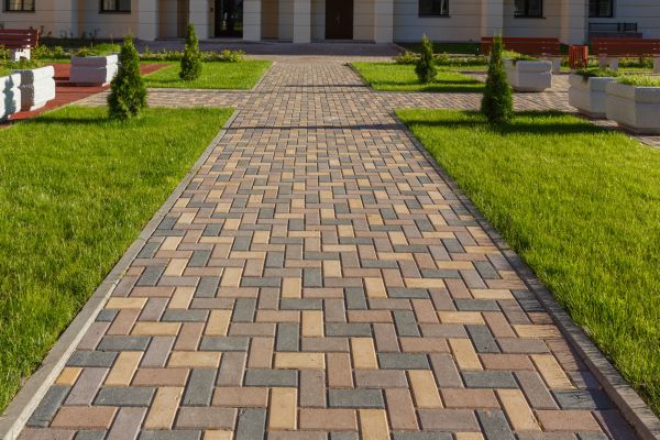Cost of Paving Stones Installation in Fenton