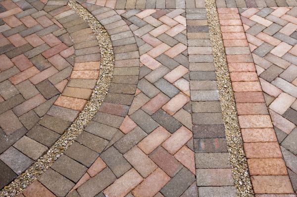 Cost of Landscape Paving in Fenton
