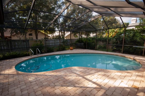 Cost of Pool Area Paving in Fenton